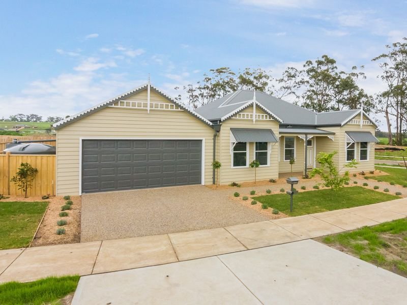 101 Cook Street, Drouin, Vic 3818 Property Details