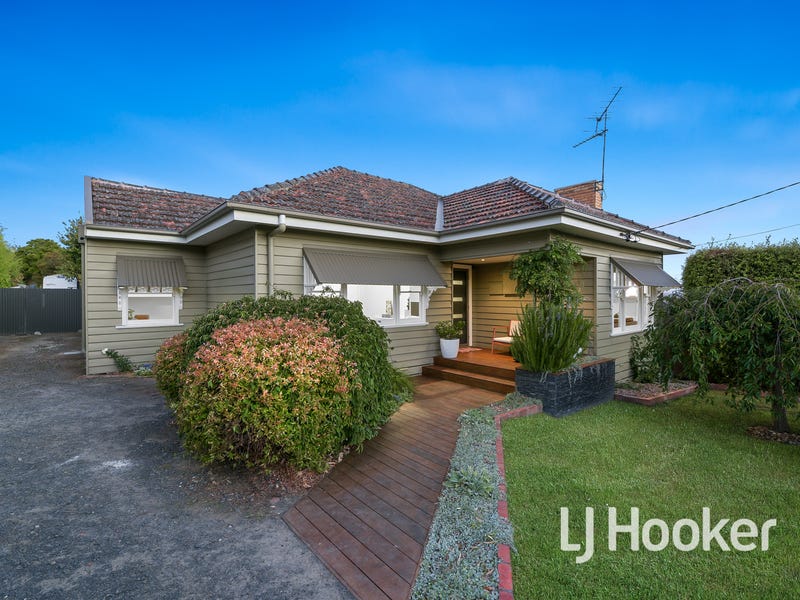 12 Garfield Road, Garfield, VIC 3814