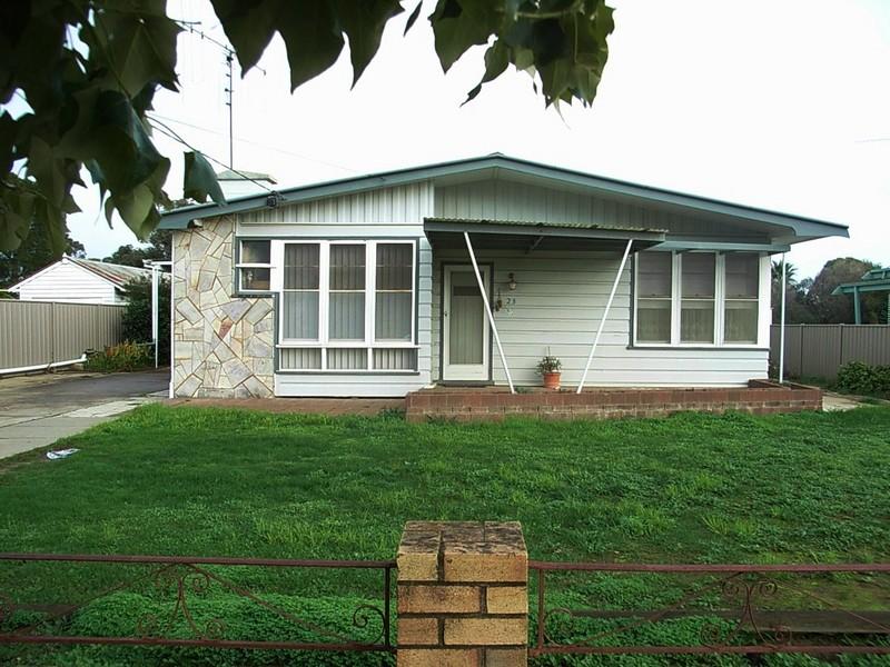 23 Barry Street, Echuca, Vic 3564 Property Details