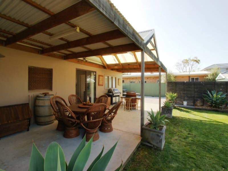 172 Cudmore Terrace, Henley Beach, SA 5022