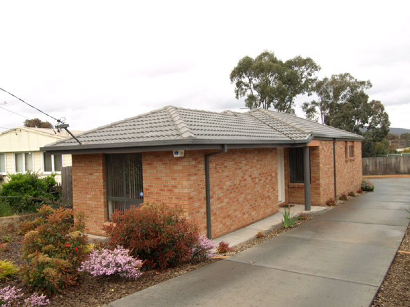 12a Cassia Crescent, Queanbeyan, NSW 2620 Property Details