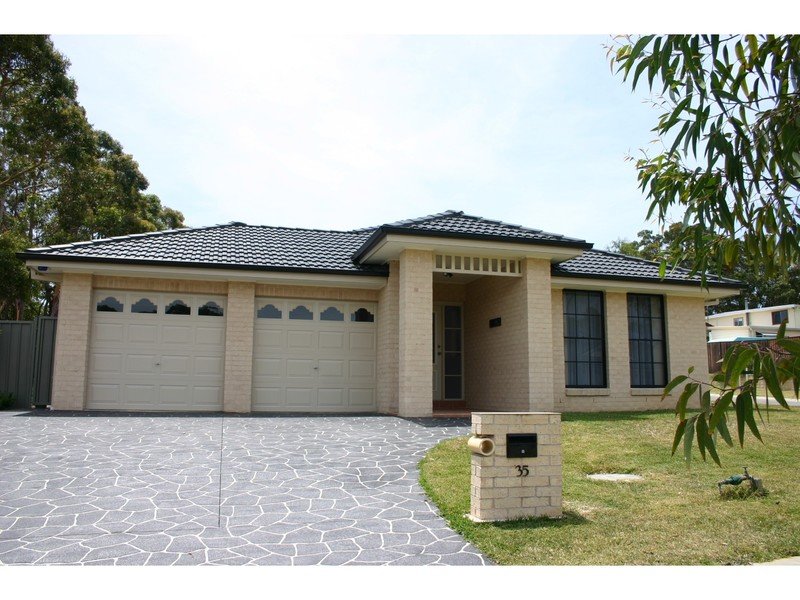 35 Tradewinds Avenue, Summerland Point, NSW 2259