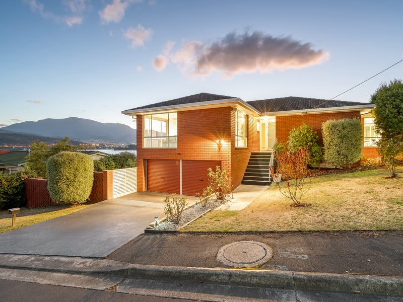 127 Derwent Avenue, Lindisfarne, Tas 7015 Property Details