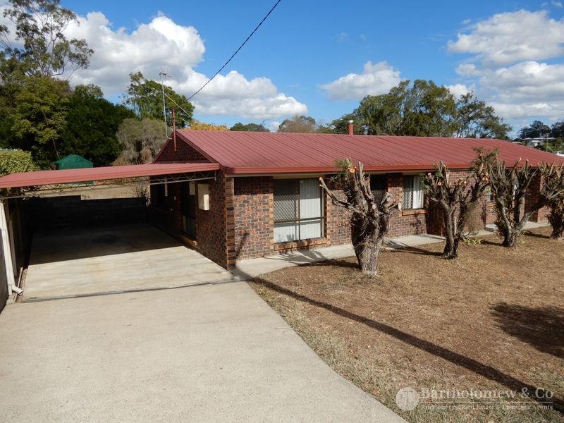 8 Bartholomew Avenue Boonah Qld 4310 Property Details