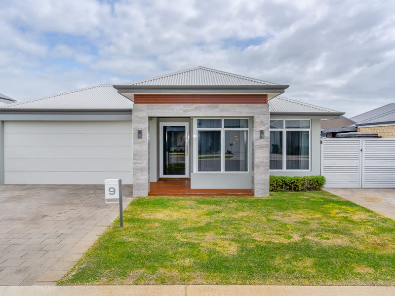 9 Currawong Way, Erskine, WA 6210 Property Details