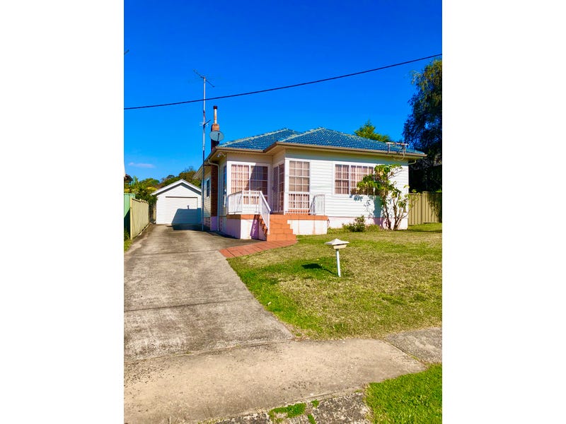 33 Cabbage Tree Lane, Fairy Meadow, NSW 2519