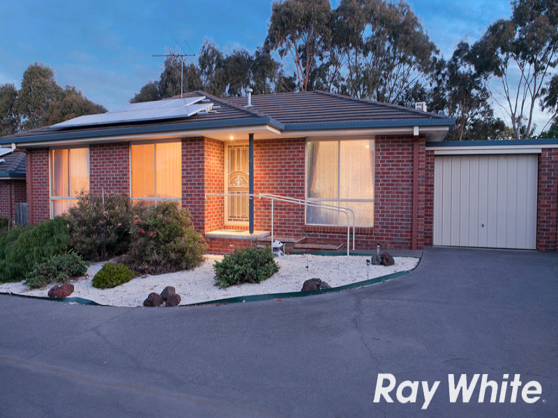 4/2 Allington Place, Langwarrin, Vic 3910 Property Details