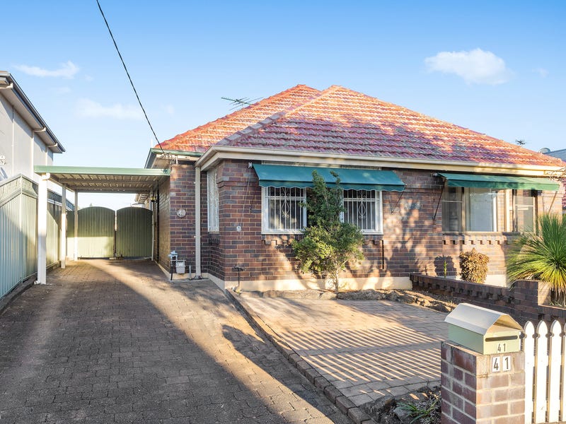 41 Reading Road, BrightonLeSands, NSW 2216 Property Details