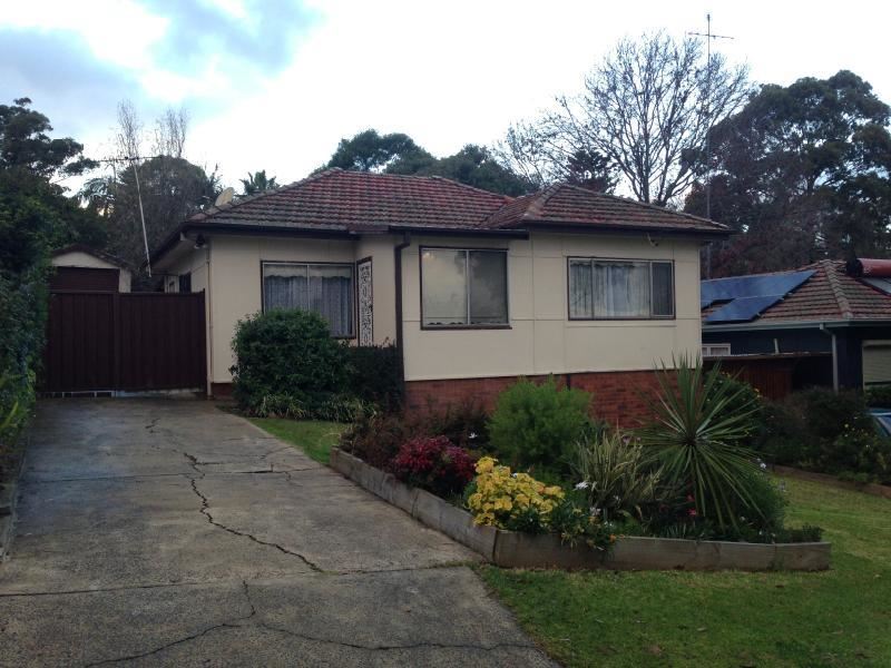 57 Farnsworth Avenue, Campbelltown, NSW 2560