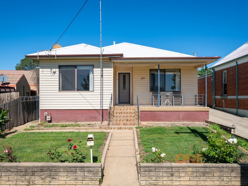 124 Lambert Street, Bathurst, NSW 2795