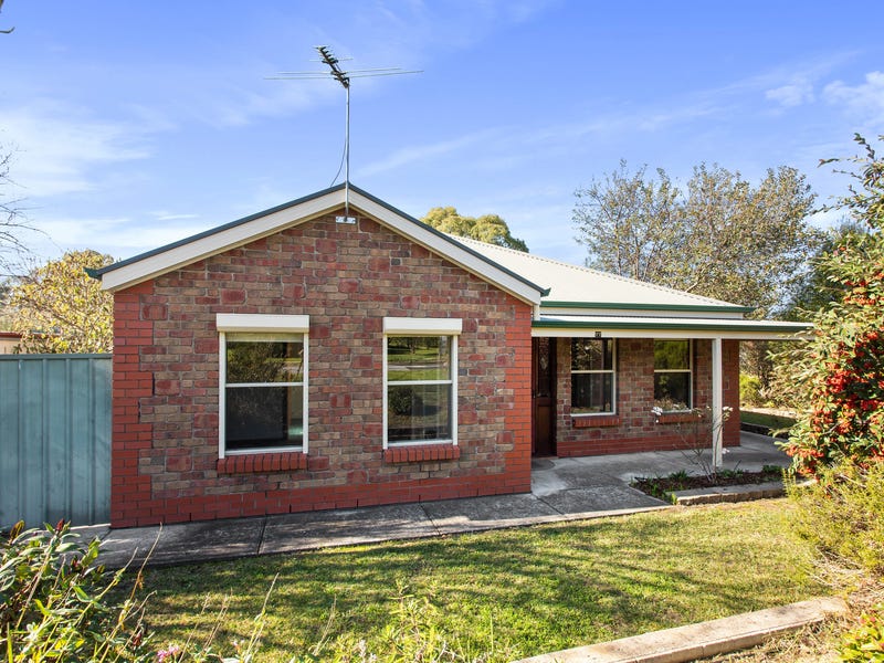 77 Albert Road Mount Barker SA 5251 realestate .au