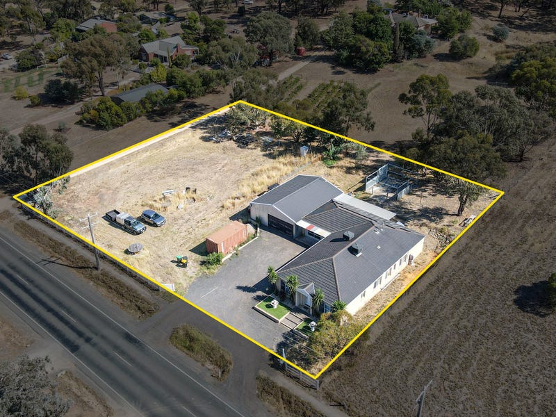 176 Sailors Gully Road, Sailors Gully, VIC 3556