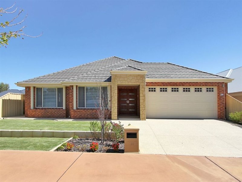 20 Coomer Elbow, South Guildford WA 6055 - House For Rent - $680