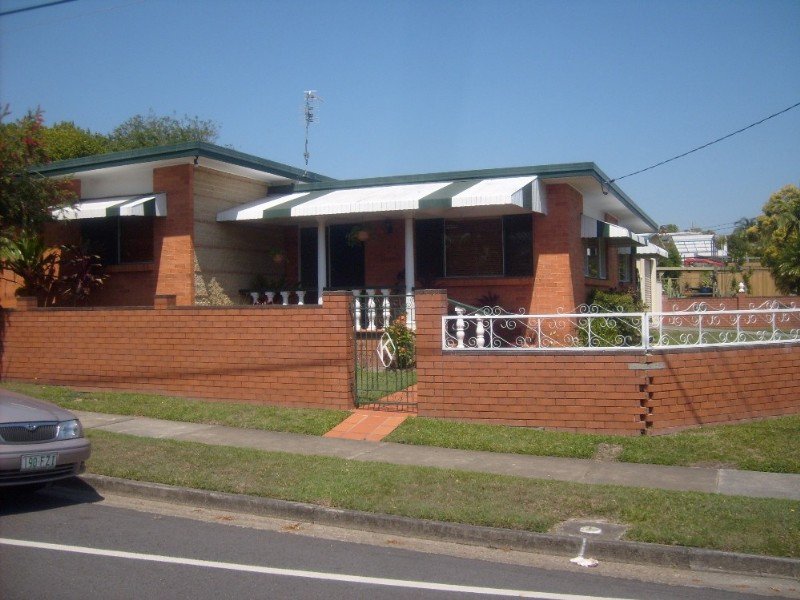 88 Robert Street, Labrador, Qld 4215 Property Details