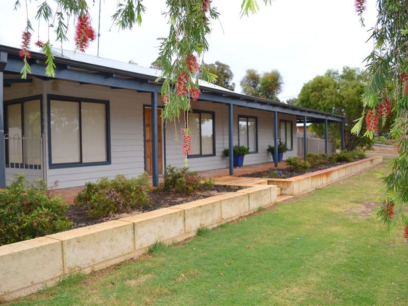 55 Lefroy Street, Gingin, WA 6503