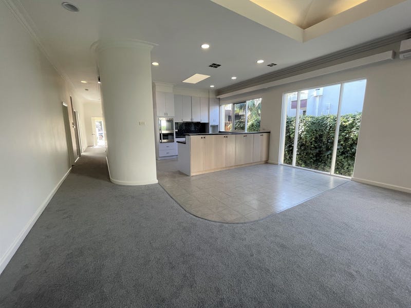 279 Alma Road, Caulfield North, VIC 3161