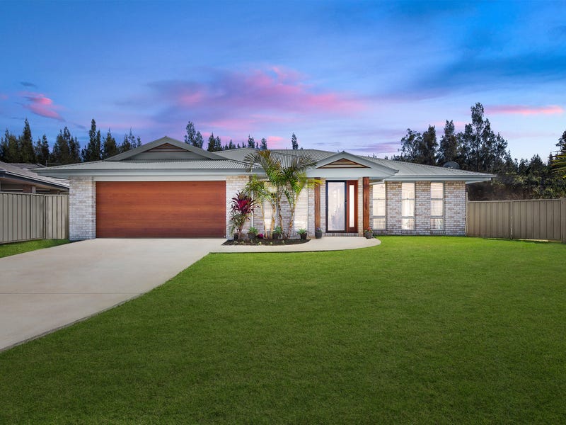 12 Little Cove Road, Emerald Beach, NSW 2456