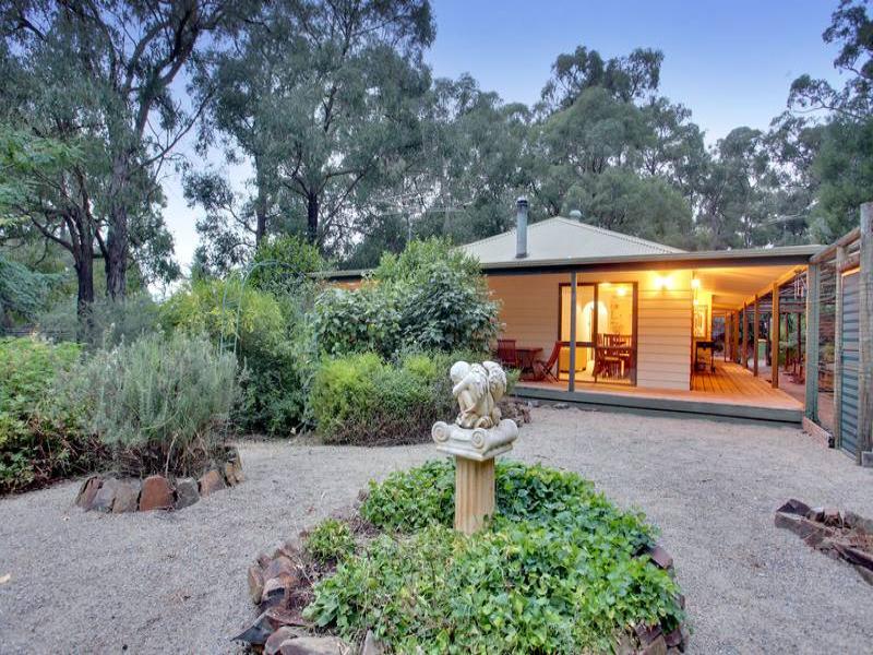 44 Second Avenue, Cockatoo, Vic 3781 Property Details