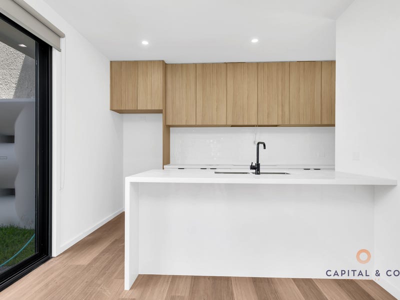 2-25-rathcown-road-reservoir-vic-3073-property-details