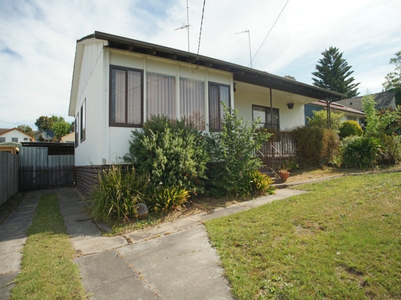 10 Porter Street, Morwell, Vic 3840 Property Details