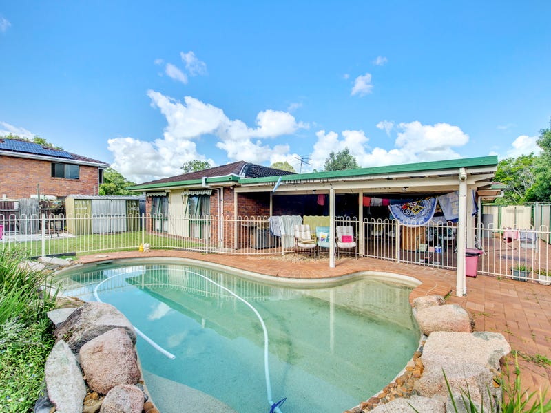 28 Donnington Street, Carindale, QLD 4152