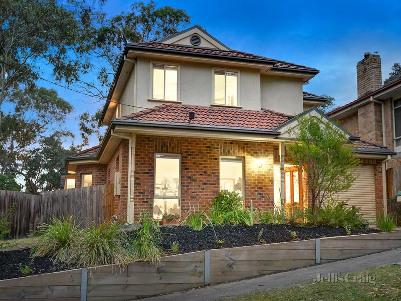 19 Lorraine Drive, Briar Hill, VIC 3088