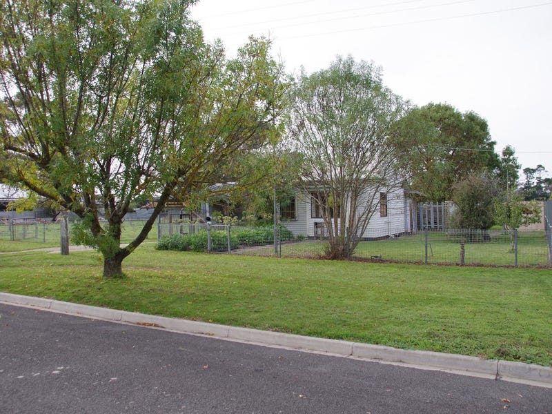 4 6 Heriot Street, Lismore, Vic 3324 Property Details