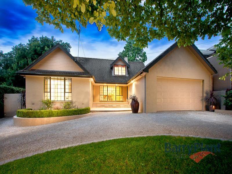 27 Langmore Lane, Berwick, Vic 3806 Property Details