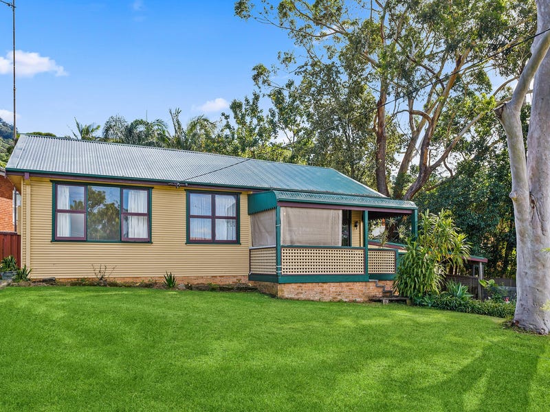 8 Andrew Avenue, Keiraville, NSW 2500 Property Details