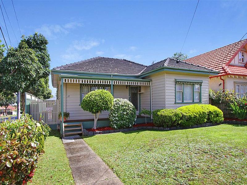 11 Kinsale Street, Reservoir, Vic 3073 Property Details