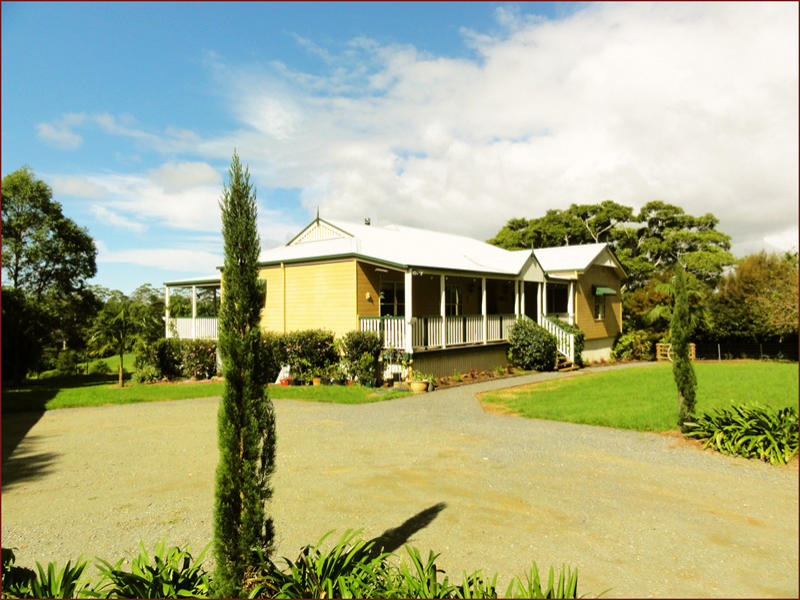 1725 Benowa Street, Tamborine Mountain, QLD 4272