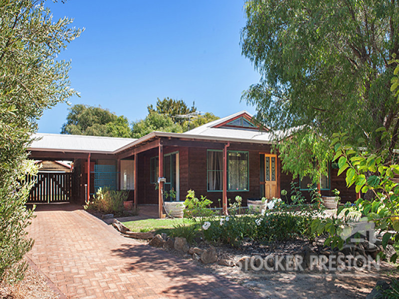 20 Duggan Drive, Cowaramup, WA 6284 Property Details