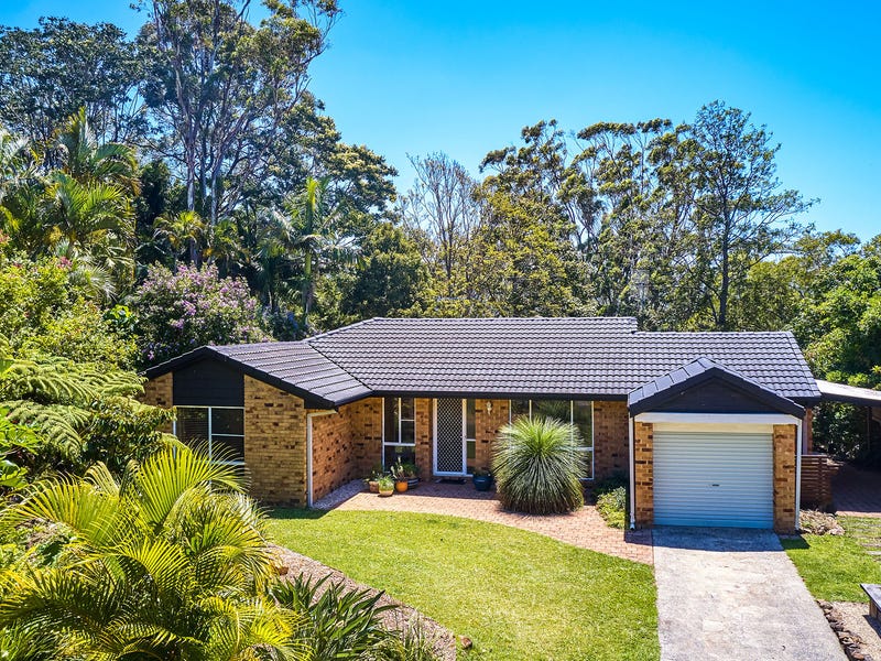 19 Bulgoon Cres, Ocean Shores, NSW 2483