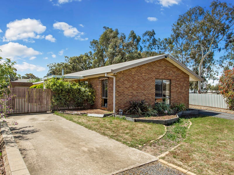 151 Simpsons Road, Eaglehawk, VIC 3556