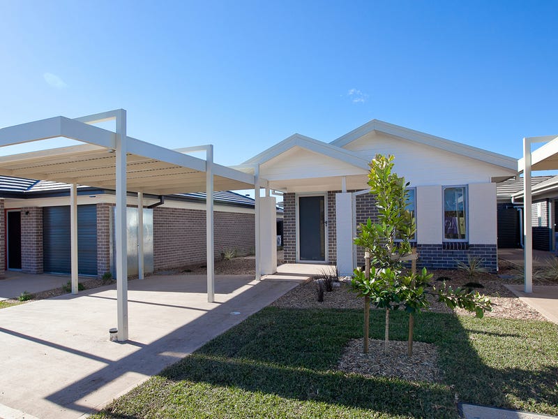 100 Gilchrist Drive, Campbelltown, NSW 2560