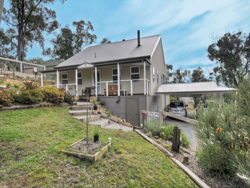58 Arthurs Road, Chum Creek, VIC 3777