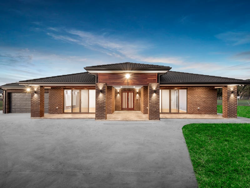 37 Dunnart Boulevard, Whittlesea, Vic 3757 House for Sale