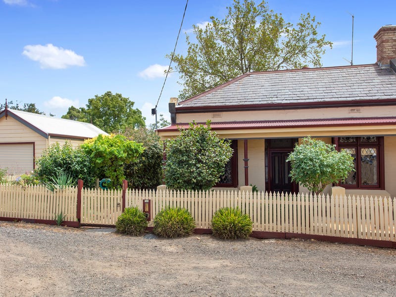 1 Richard Street, Bendigo, Vic 3550 Property Details