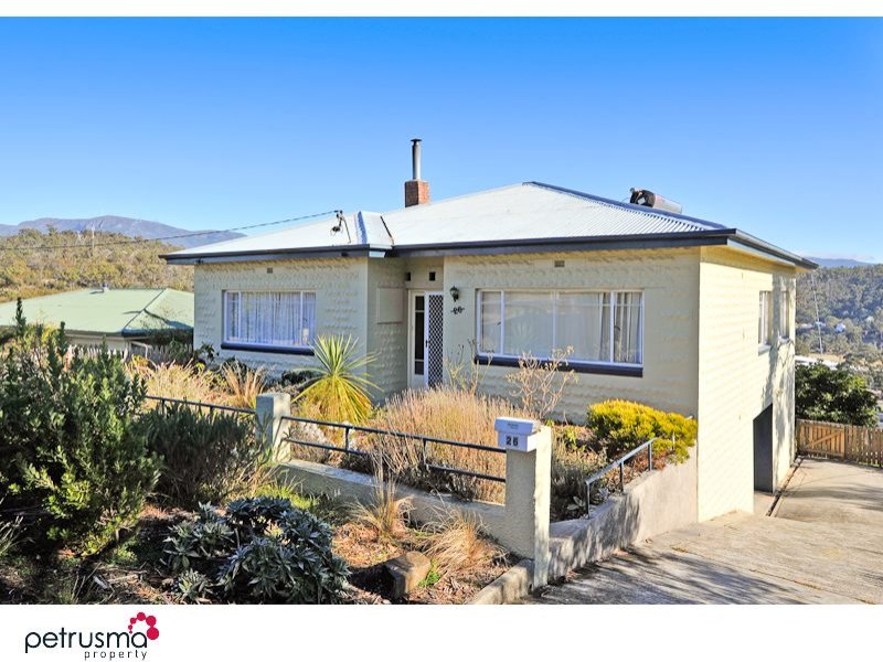 26 Lowanna Road, Lindisfarne, Tas 7015 Property Details