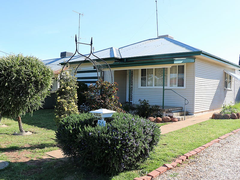 Houses for Sale in Parkes, NSW 2870