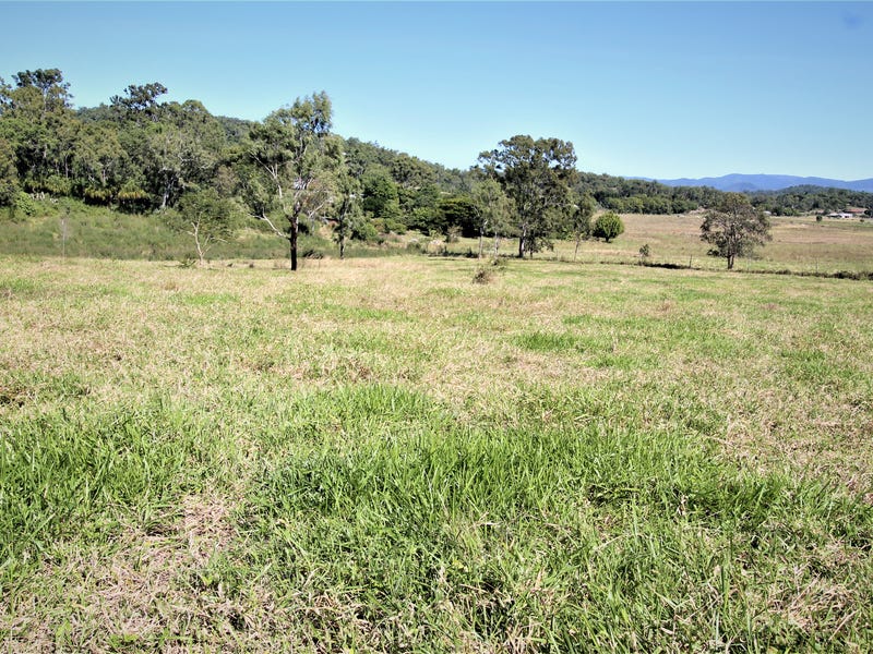 557 Sarina Beach Road, Sarina, QLD 4737