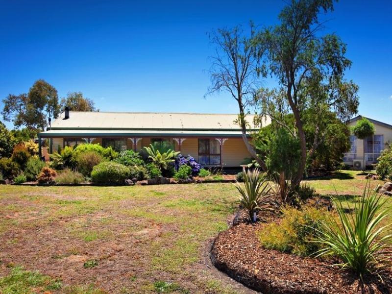 43 Bayview Road, Tooradin, Vic 3980 Property Details