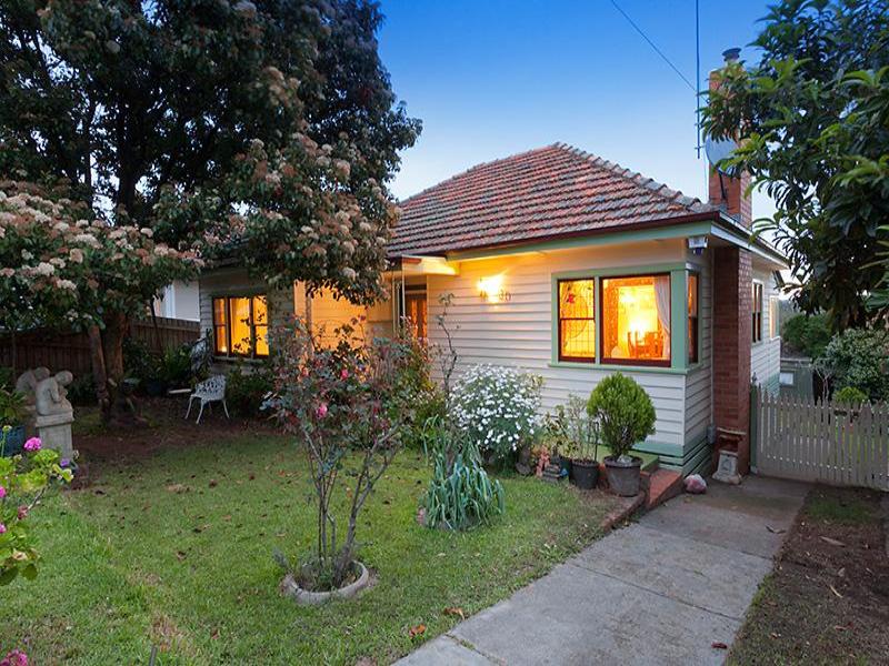 30 Beatrice Avenue Aberfeldie VIC 3040 realestate .au