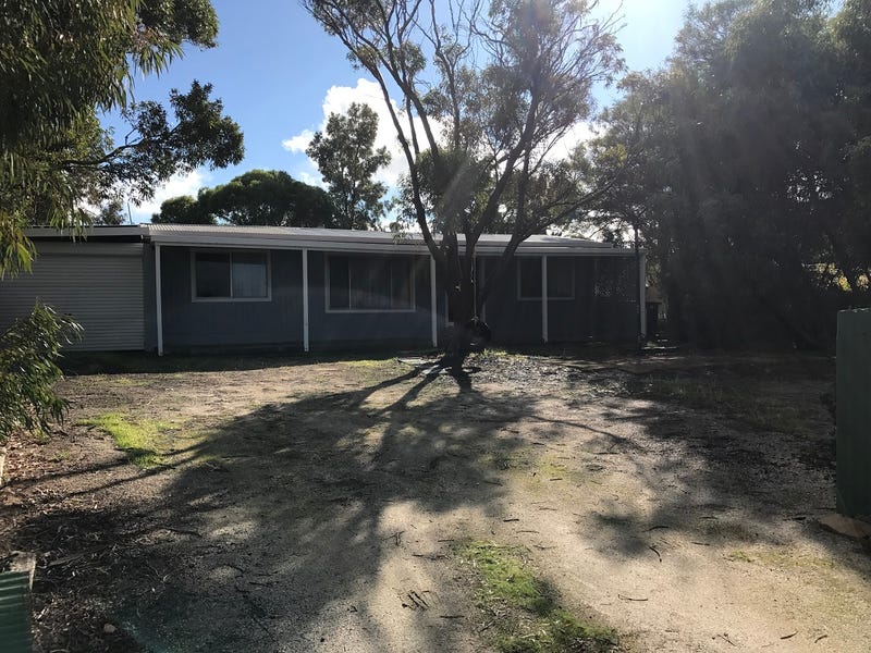 11 Jarmyn Street, Webb Beach, SA 5501