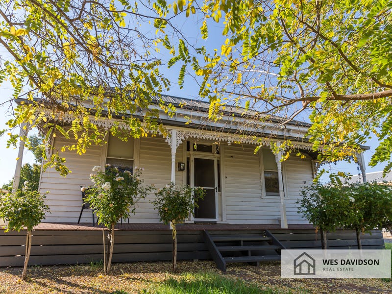 21 Henry Street Horsham Vic 3400 House For Sale Realestate Com Au