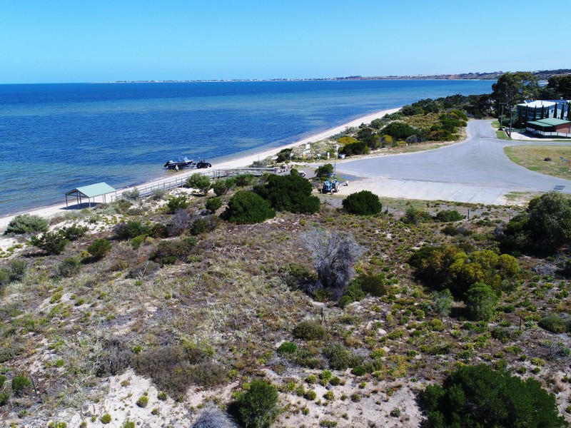 50 Esplanade, Pine Point, SA 5571 House for Sale