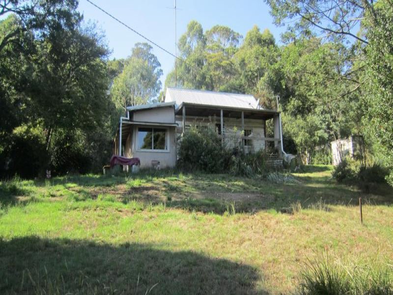 14 Warner Street, Blackwood, Vic 3458 Property Details