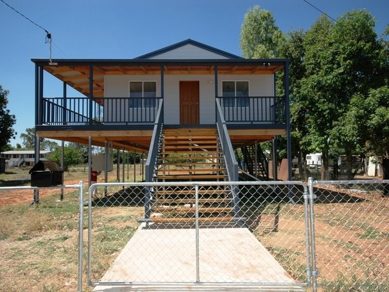 24 Byron st, Alpha, Qld 4724 Property Details