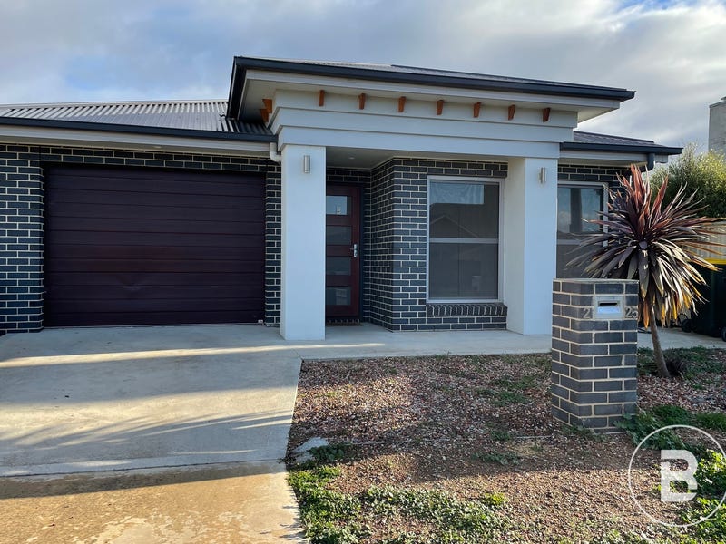 2/25 Brougham Street, Maryborough, VIC 3465