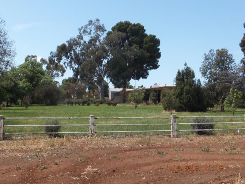 100 Chateau Road, Dookie, VIC 3646